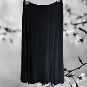 Choices Woman 2XL black acetate blend stretch flowy soft woman's skirt.